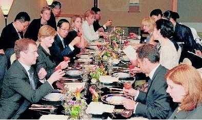 Banquete de políticos Pantagruélico banquete