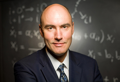 Martin A. Nowak, biólogo y matemático Martin Nowak sonriendo