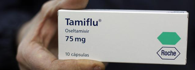 Caja de Tamiflu (oseltamivir), fármaco antiviral producido por la empresa suiza  Hoffmann-La Roche tamiflu